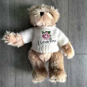 Berkeley Designs Vintage Cream Jointed Teddy Bear w/ White "I Love You Sweater"